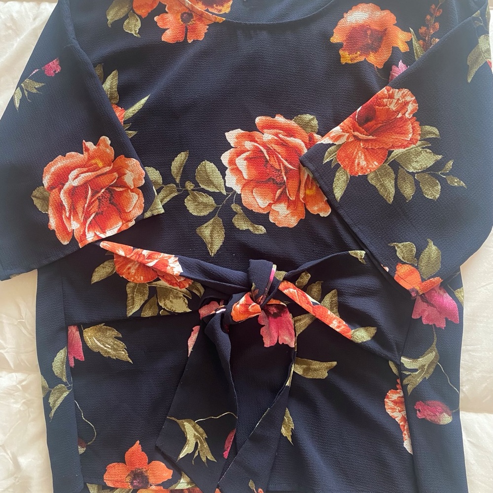 Floral Navy blouse with Belt